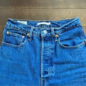 Levi’s Ribcage Straight Jeans